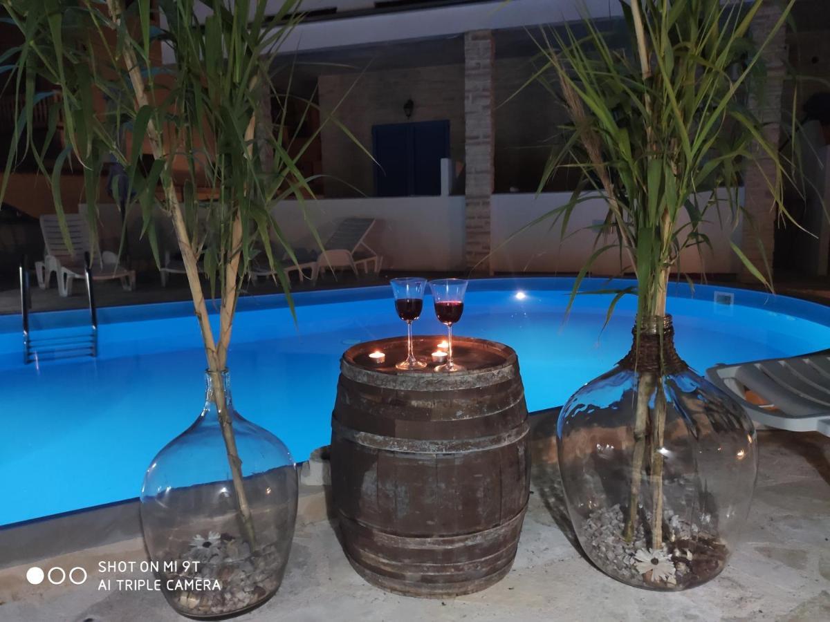 Vila Sentio Mare-Apartments Livaic Zeljko Pirovac Εξωτερικό φωτογραφία