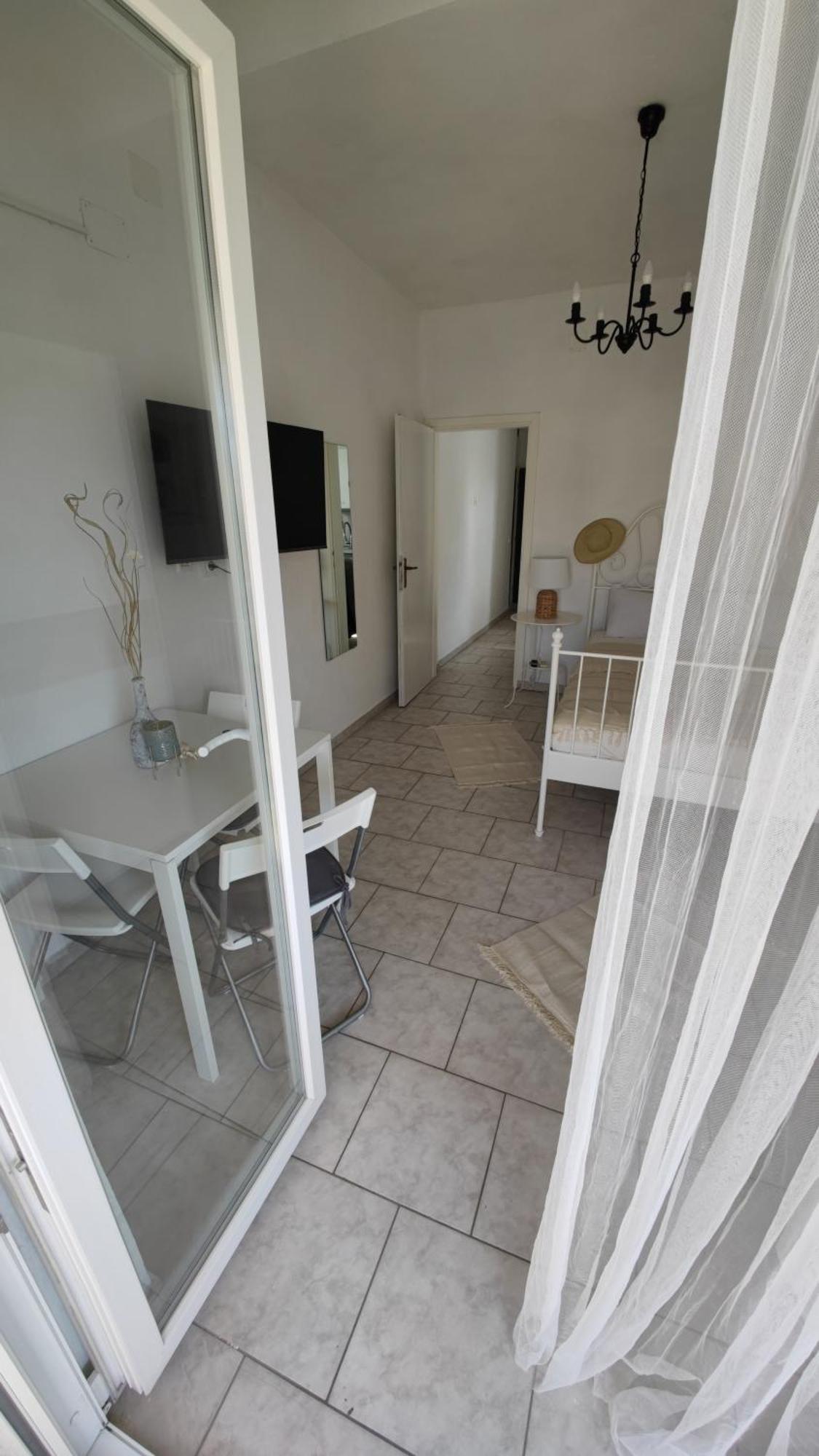 Vila Sentio Mare-Apartments Livaic Zeljko Pirovac Εξωτερικό φωτογραφία